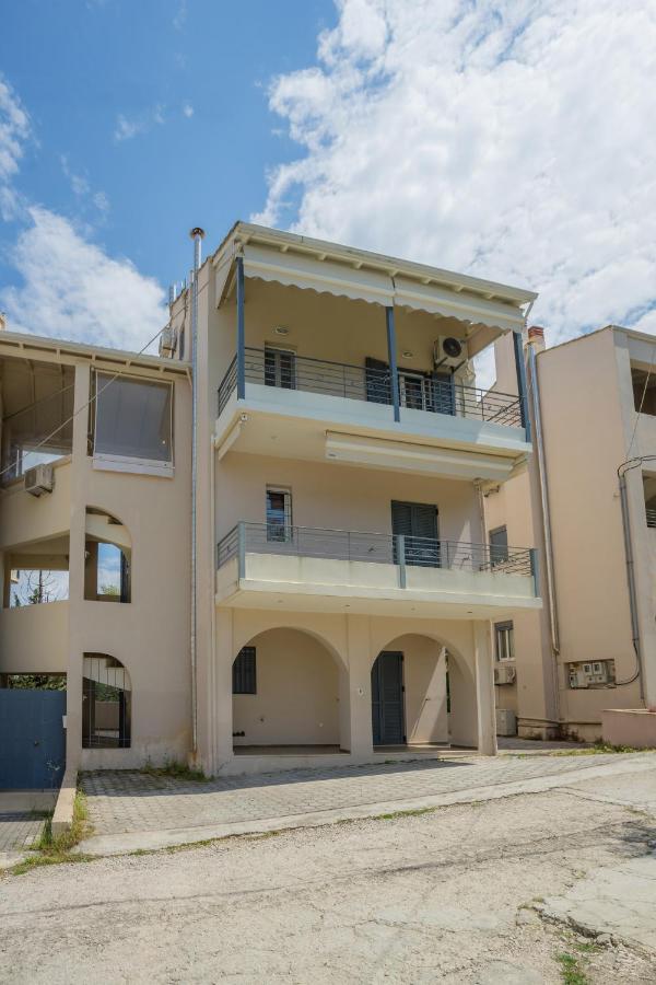 Irida'S Guesthouse Nikiana Exterior foto